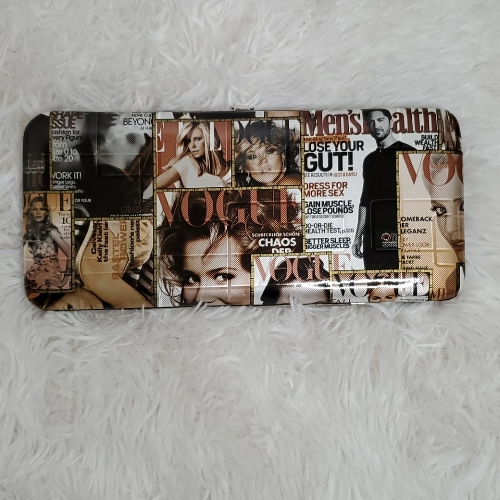 VOGUE | CARD HOLDER